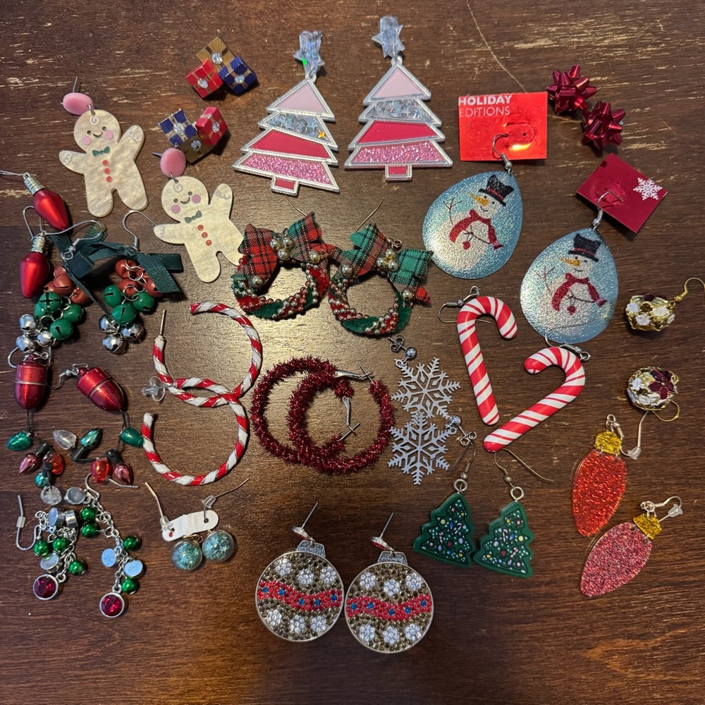 Christmas Holiday Earring Bundle Kitschy Retro Fun Wearable